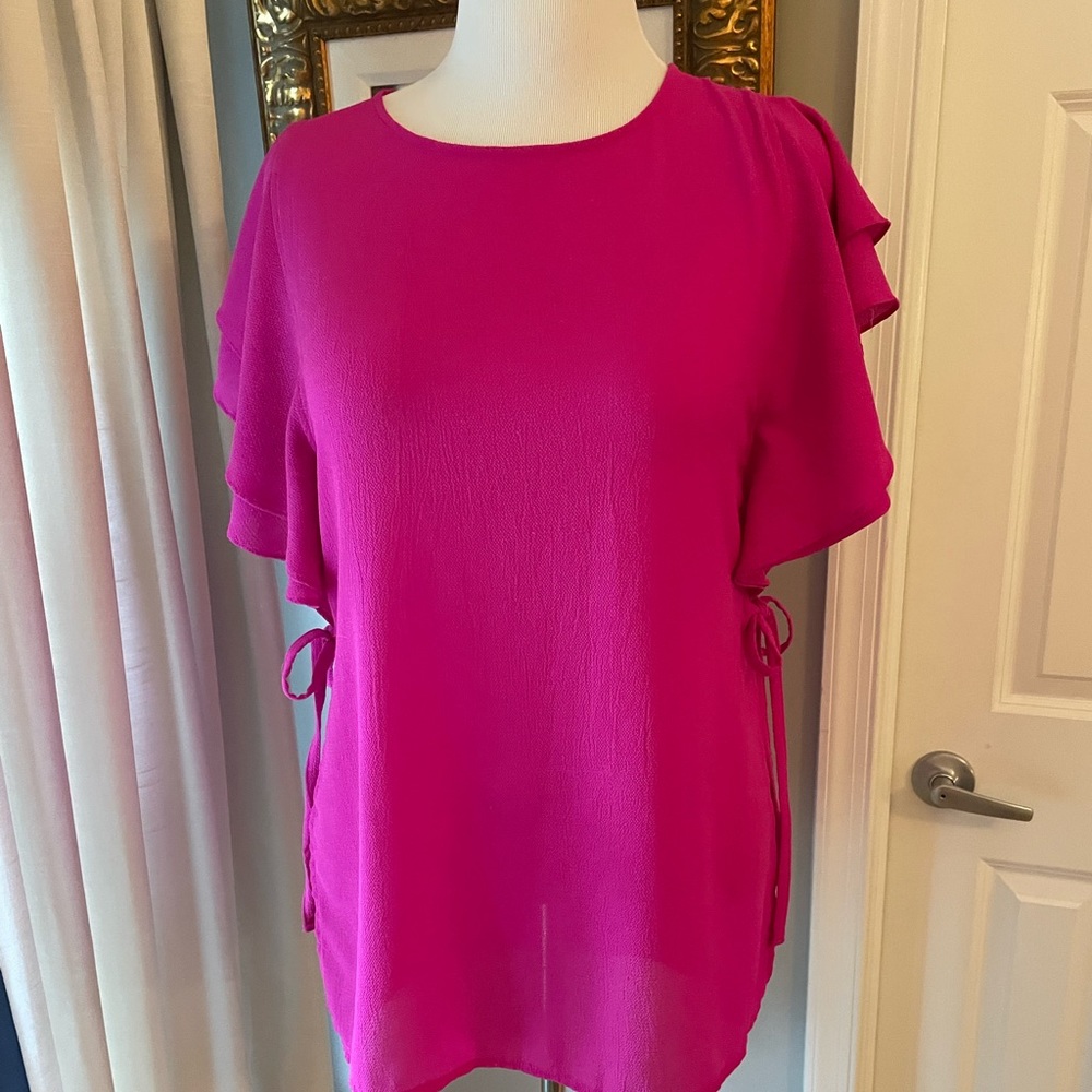 She + Sky sexy Hot Pink top with side ties. Size Large.